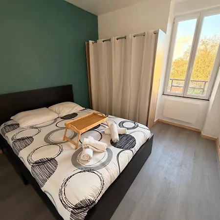 Apartamento 3 Kerinou Avec Tv Dans La & Le Salon Brest