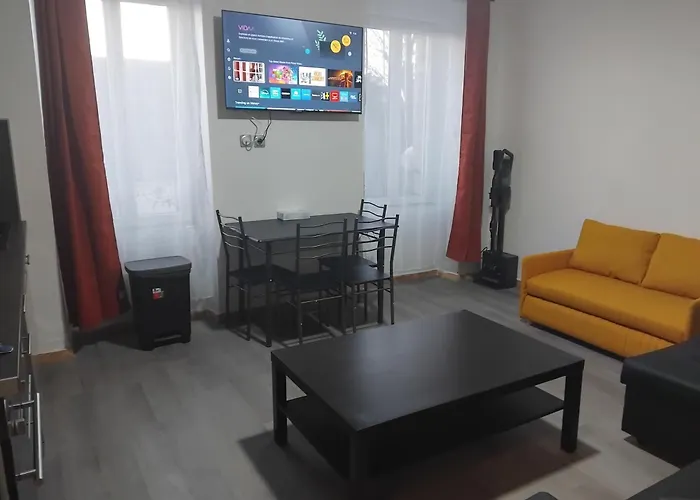 3 Kerinou Avec Tv Dans La & Le Salon Appartement *