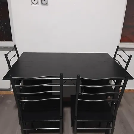 3 Kerinou Avec Tv Dans La & Le Salon Apartmán